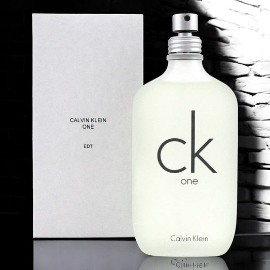 Calvin Klein CK One Unisex – 100 ml weiße Box* 