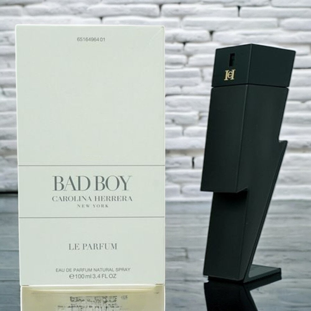 Carolina Herrera Bad Boy Le Parfum – 100 ml weiße Box*